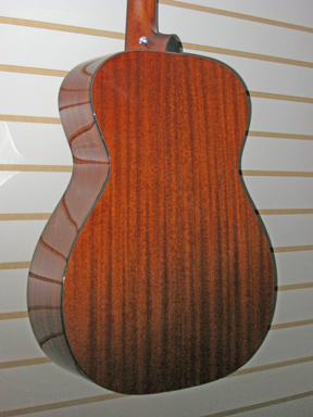Breedlove OM/SM back