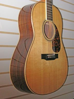 Larrivee L-09 Side
