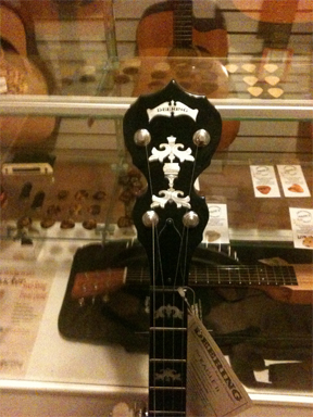 Deering - Eagle II headstock